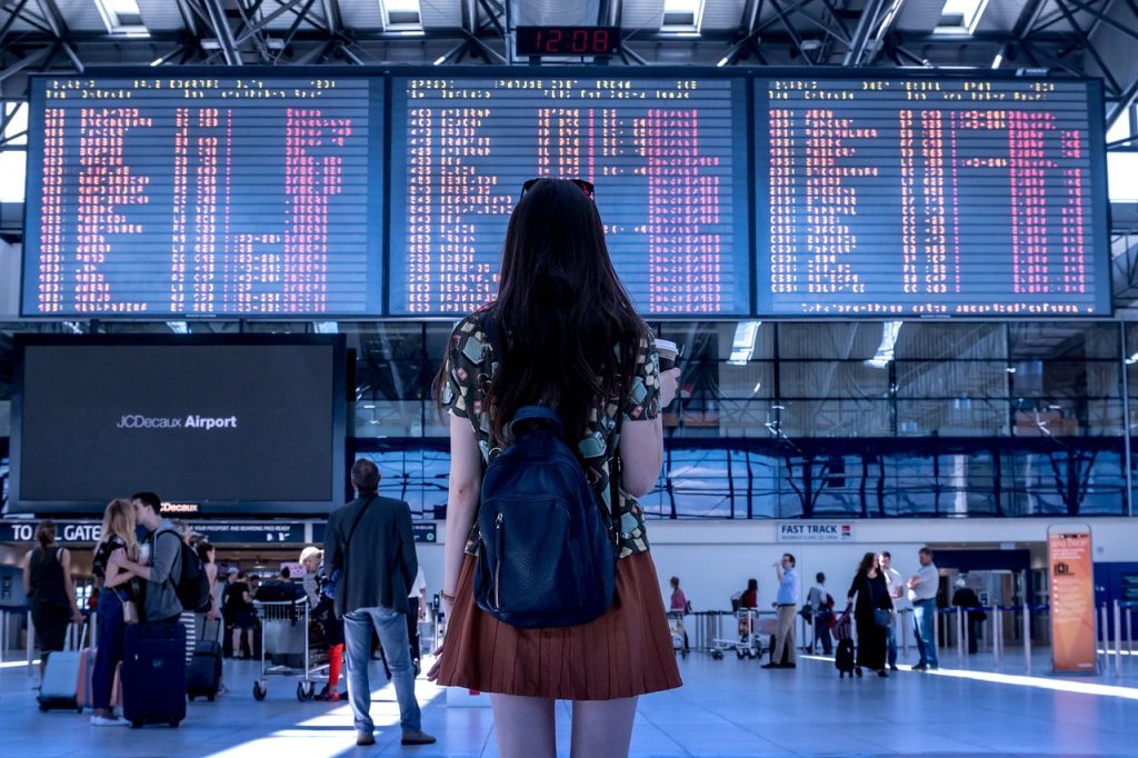 découvrez les enjeux et les meilleures pratiques des opérations aéroportuaires. optimisez l'efficacité, la sécurité et la gestion des infrastructures aéroportuaires pour assurer une expérience de voyage fluide et agréable.