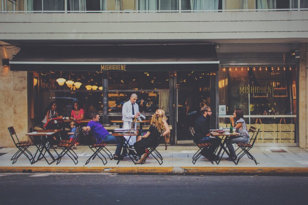 découvrez notre sélection des meilleurs restaurants pour tous les goûts et budgets. que vous soyez amateur de cuisine française, italienne ou végétarienne, trouvez l'endroit idéal pour savourer des plats délicats et passer un moment agréable.