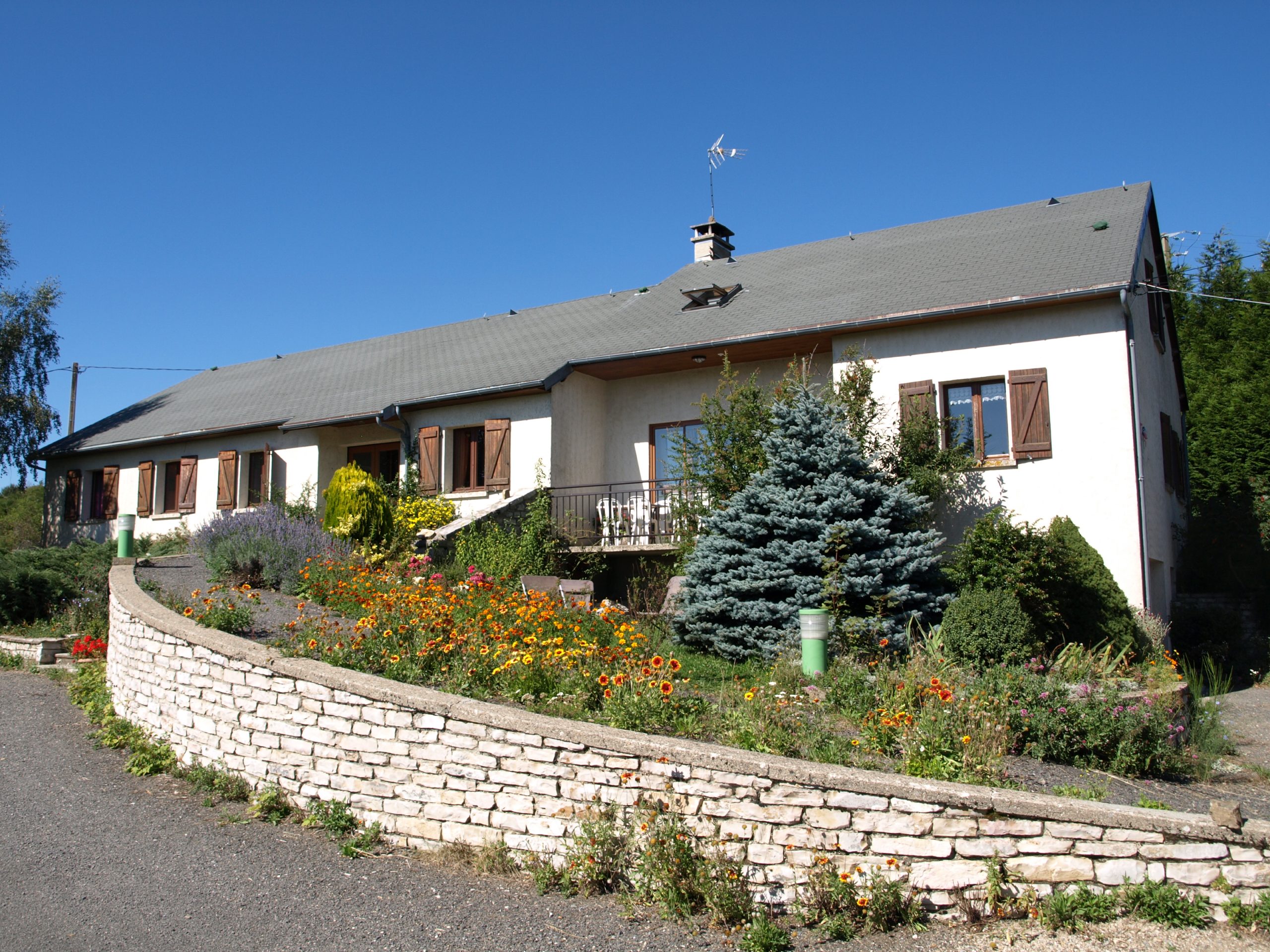 découvrez les nombreux avantages des chambres d'hôtes : un hébergement chaleureux, un contact authentique avec les locaux, des repas faits maison, et une immersion dans la culture régionale. profitez d'un séjour unique et convivial pour des souvenirs inoubliables.