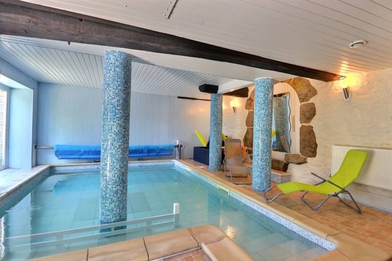 découvrez notre sélection des meilleures régions pour des gîtes inoubliables en france. que vous recherchiez la tranquillité de la campagne, les paysages montagneux ou la beauté du littoral, trouvez l'évasion idéale qui répondra à toutes vos envies de détente.