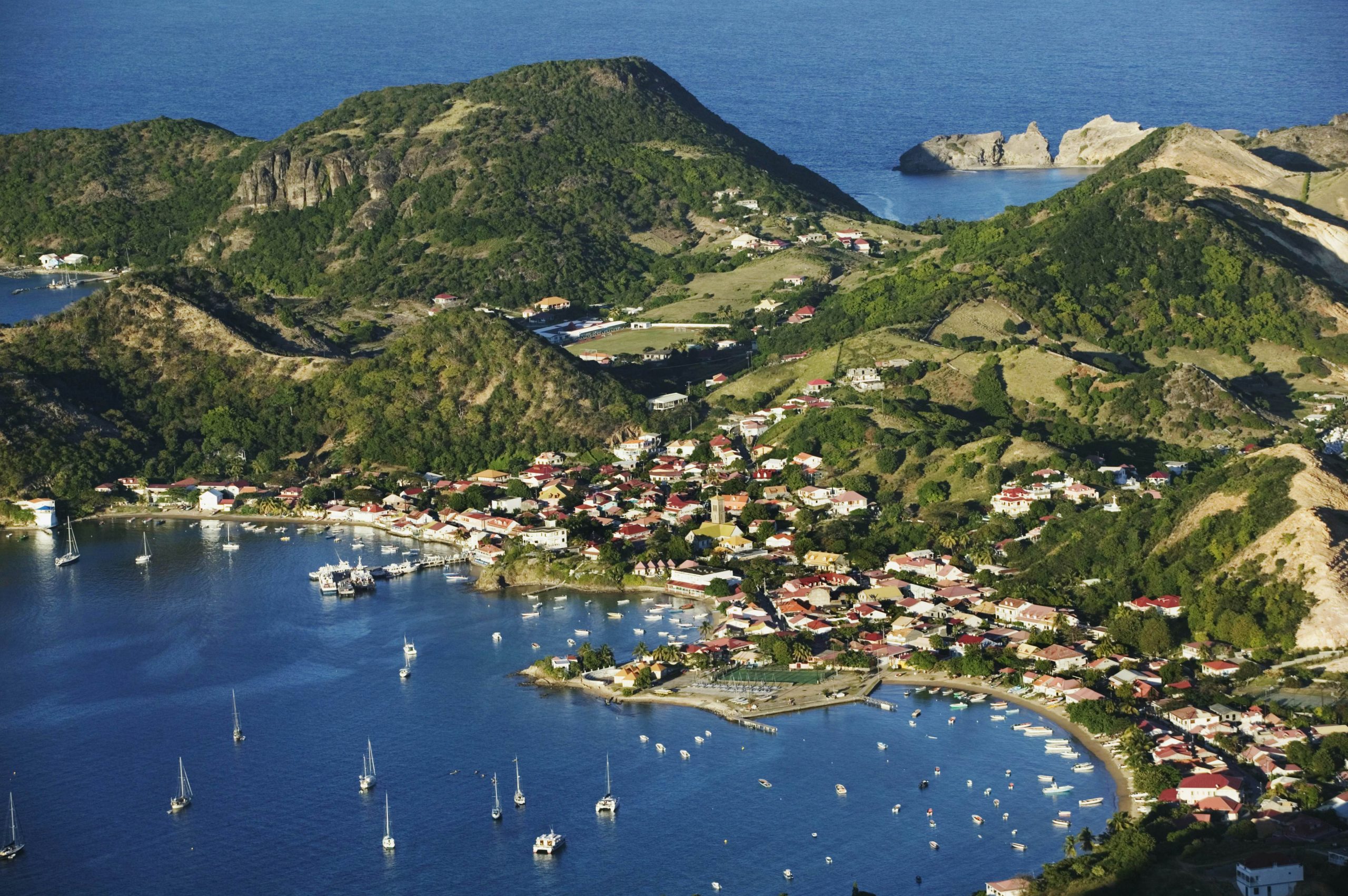 découvrez les meilleures attractions de la grande-terre : plages paradisiaques, sites culturels incontournables et paysages à couper le souffle. explorez la richesse de cette île grâce à notre guide complet sur ses activités et lieux d'intérêt.