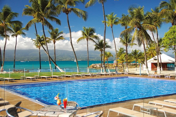 découvrez les meilleurs hébergements familiaux en guadeloupe, alliant confort et espace pour un séjour inoubliable avec vos proches. profitez de la beauté des paysages tropicaux tout en bénéficiant d'une atmosphère conviviale et chaleureuse.
